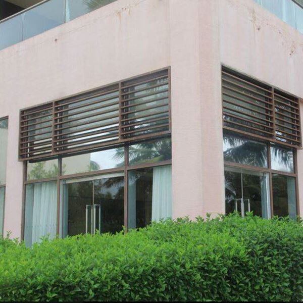 Einbruchschutzfolie A 12 Solar vor der Beschichtung