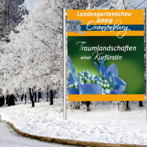 Orajet 3551 Digitaldruckfolie auf einem Werbeschild