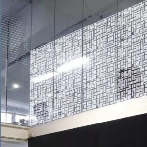 Sichtschutzfolie Decorum auf einer Glasbrüstung