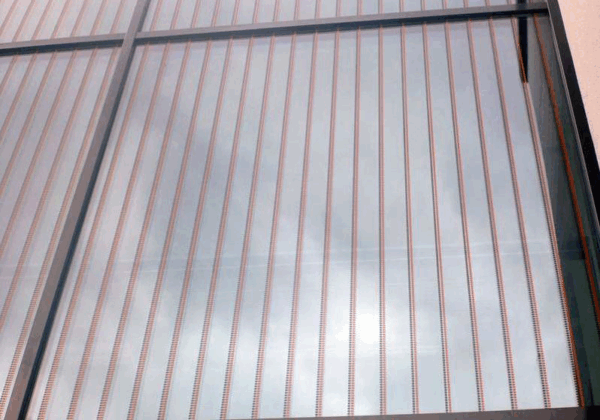 Vertikale Doppelpunktreihen schwarz orange